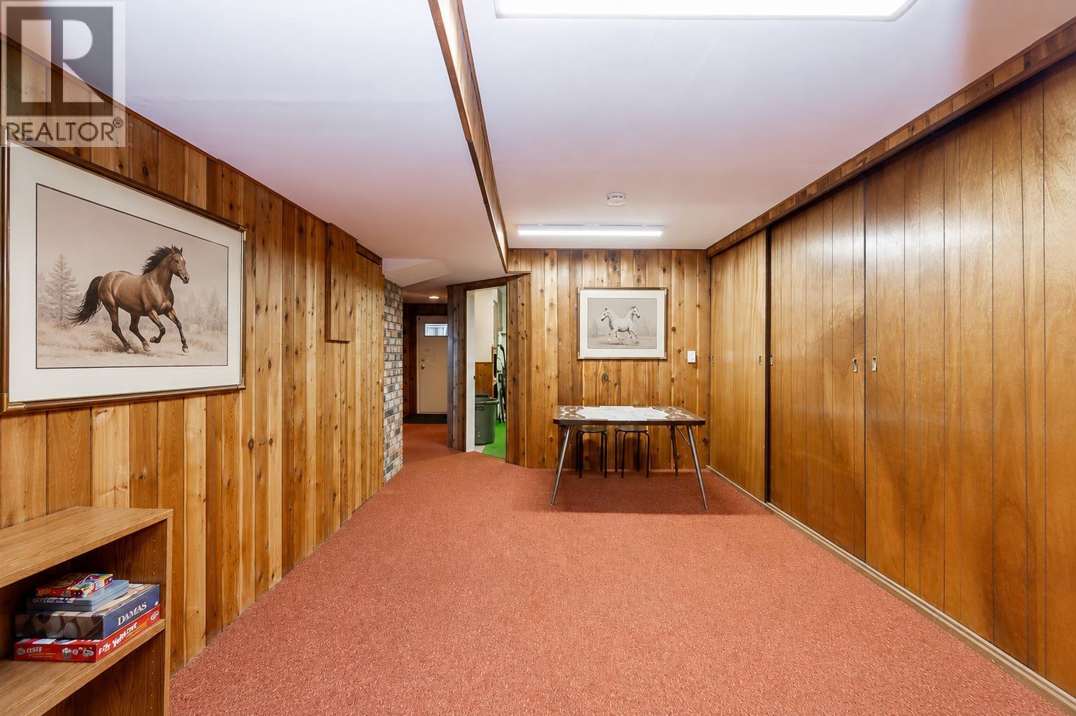 40 E Tenth Avenue Property Photo 27