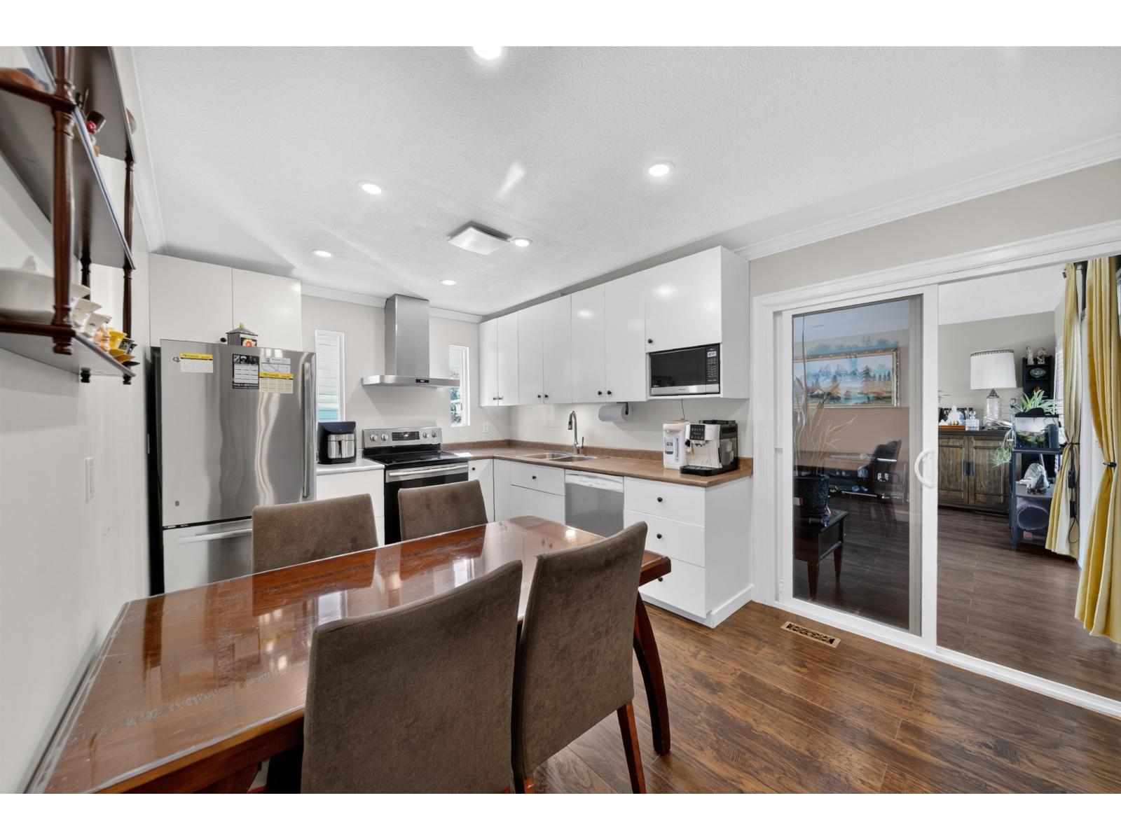 17346 60a Avenue Property Photo 28