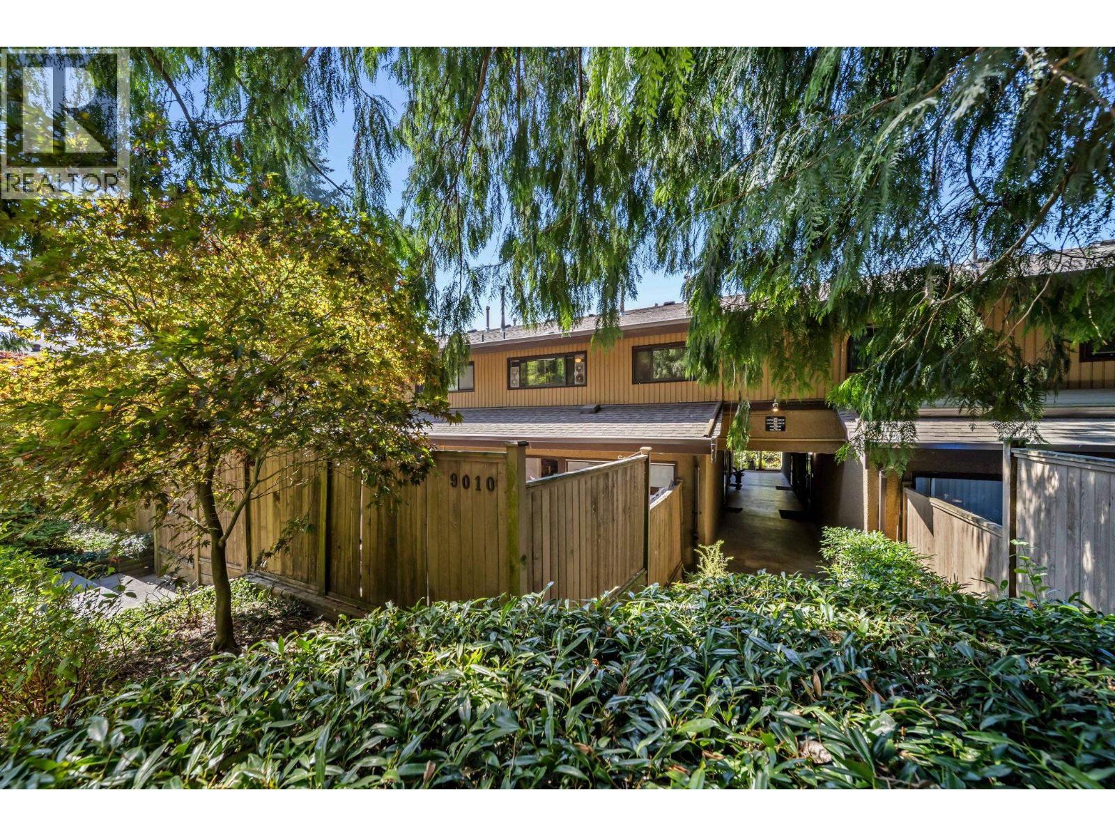 9010 CENTAURUS CIRCLE Property Photo 1