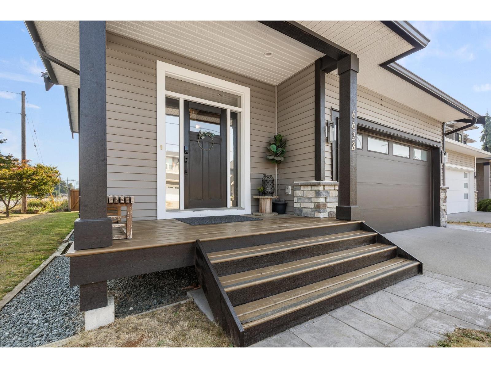 6628 Reid Road Property Photo 1