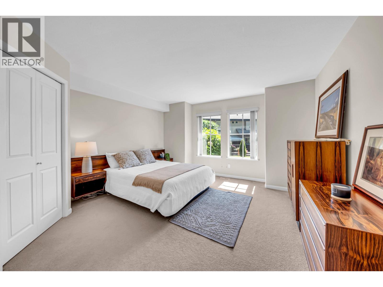 55 1550 Larkhall Crescent Property Photo 15