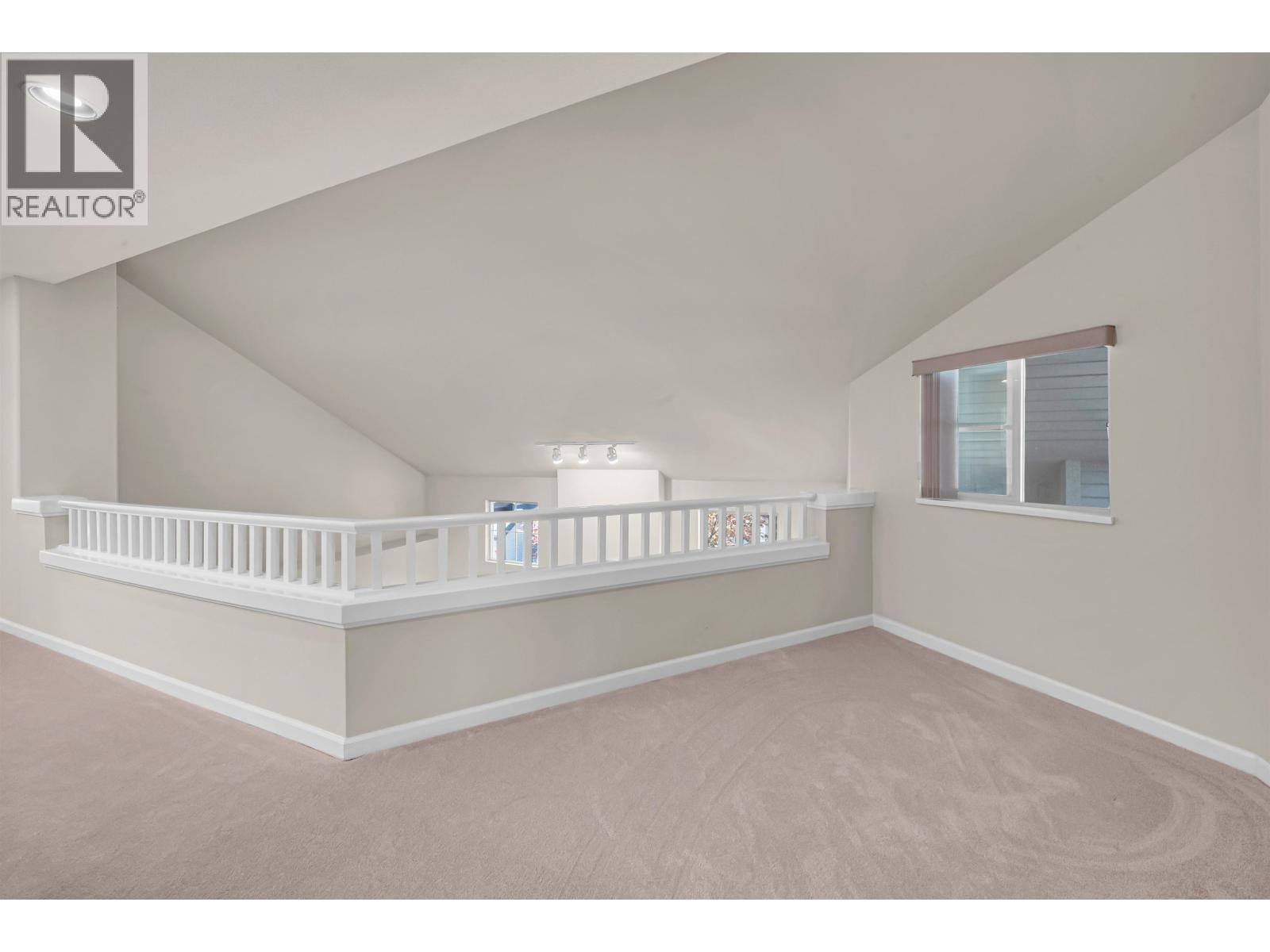 55 1550 Larkhall Crescent Property Photo 21