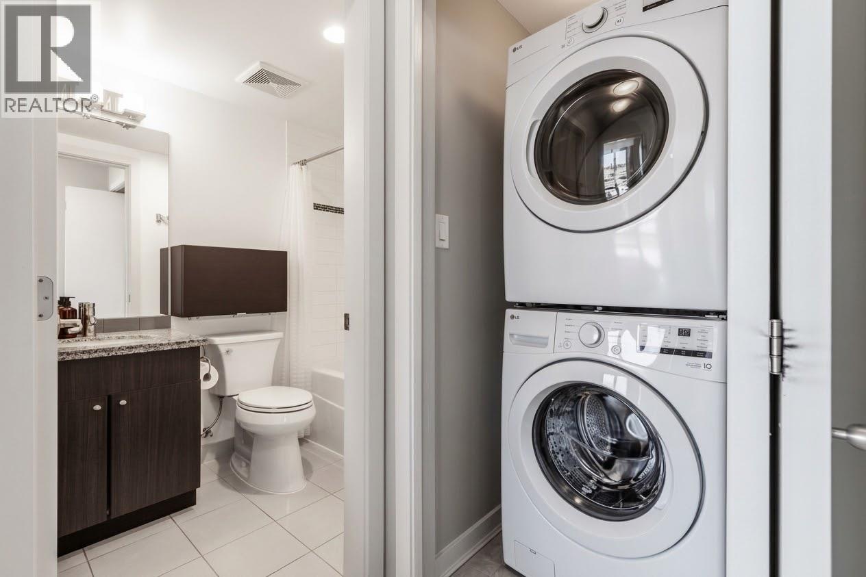 1904 14 Begbie Street Property Photo 11