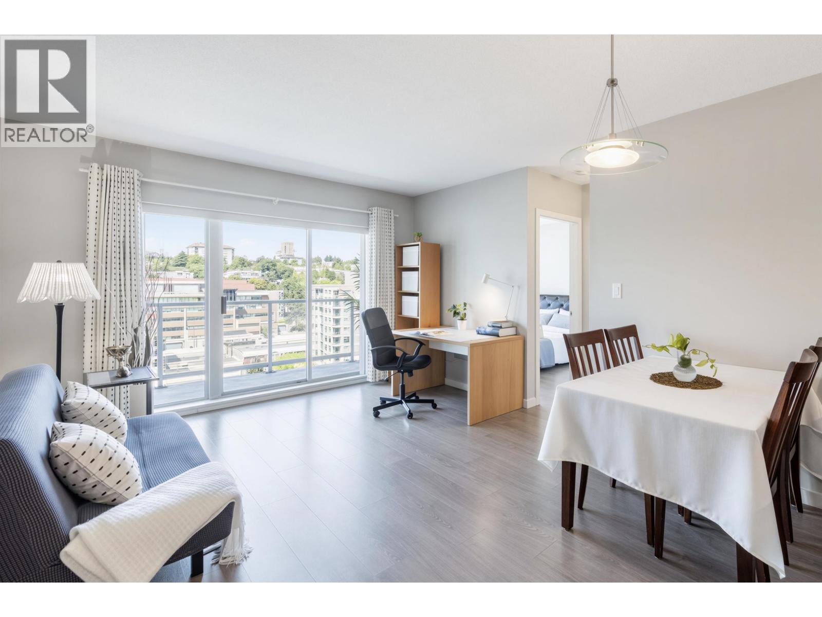 1904 14 Begbie Street Property Photo 12