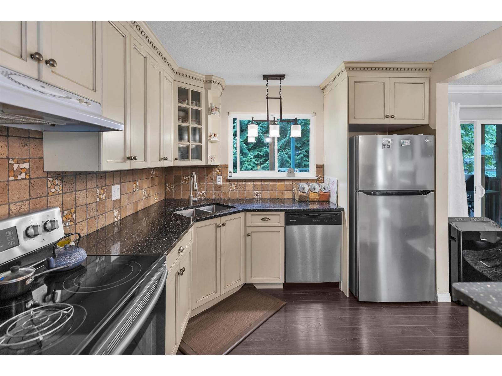 35224 Mckee Road Property Photo 5