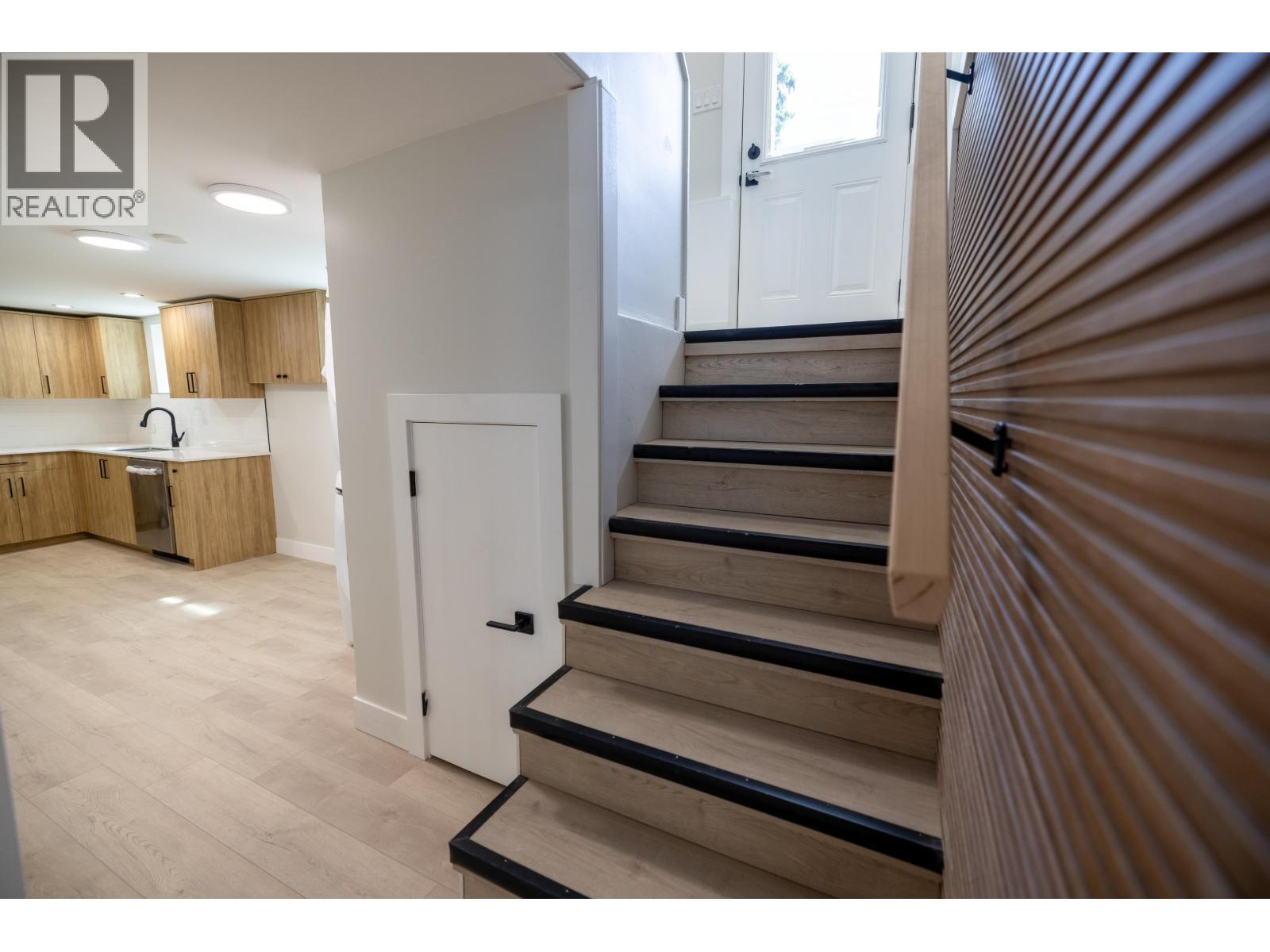 1558 Carney Street Property Photo 15