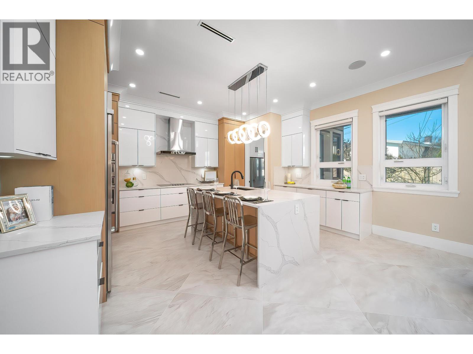 10471 Seahaven Drive Property Photo 14