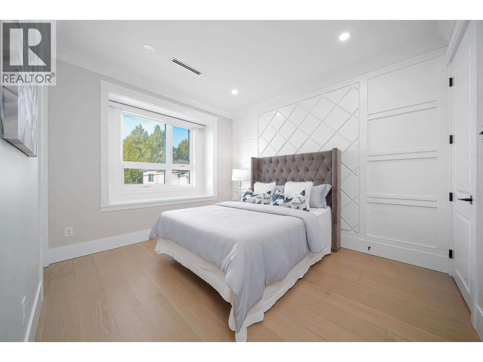 10471 Seahaven Drive Property Photo 30