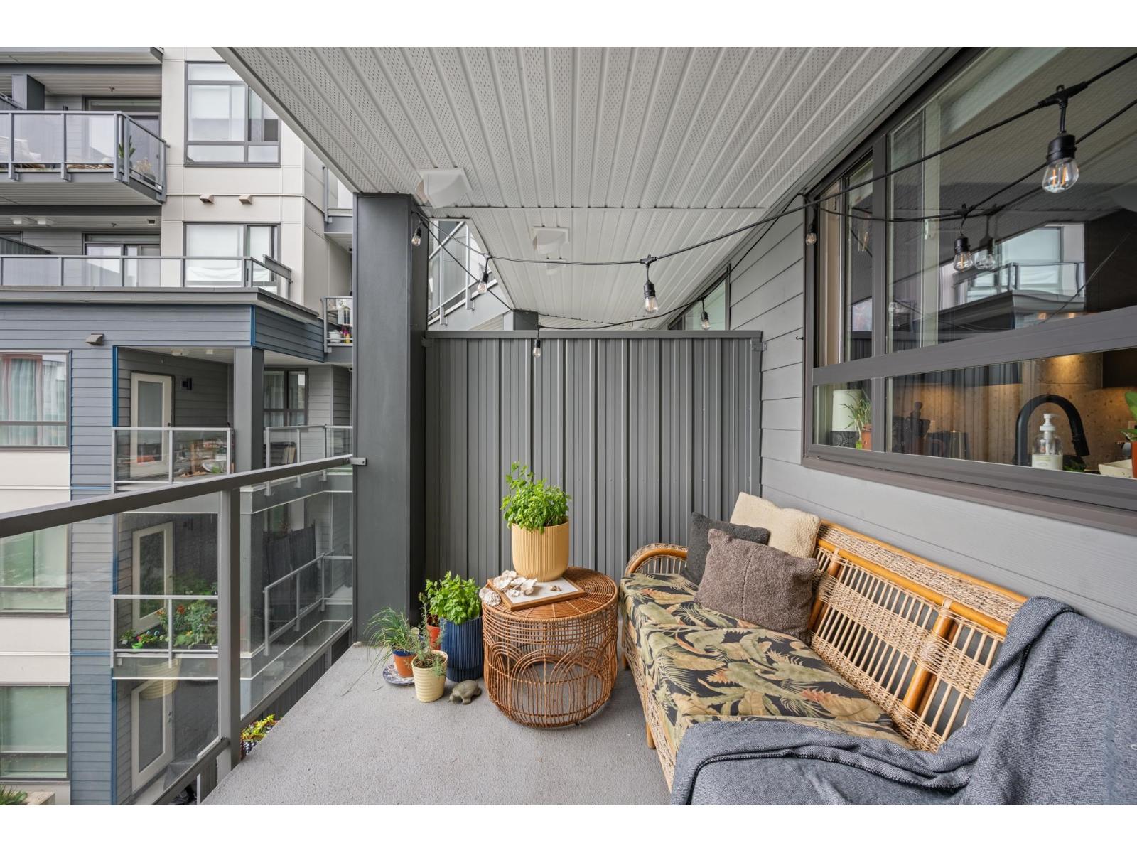 401 7920 206 Street Property Photo 14