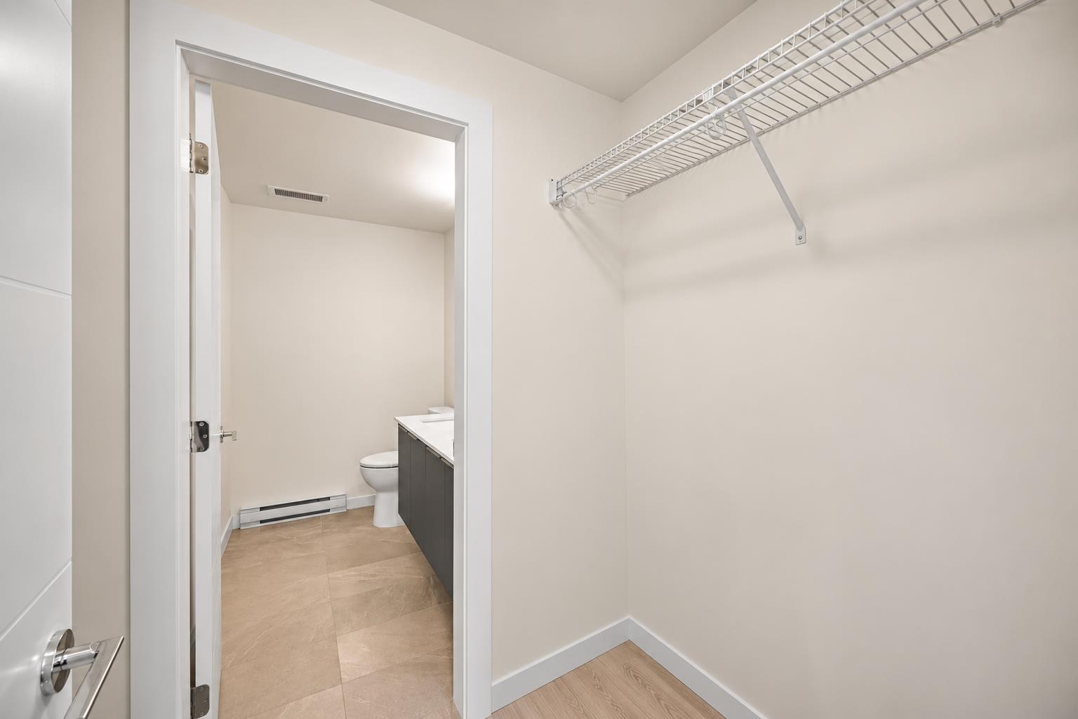 401 7920 206 Street Property Photo 19