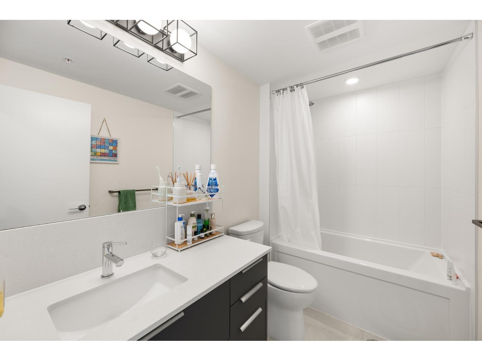 401 7920 206 Street Property Photo 25