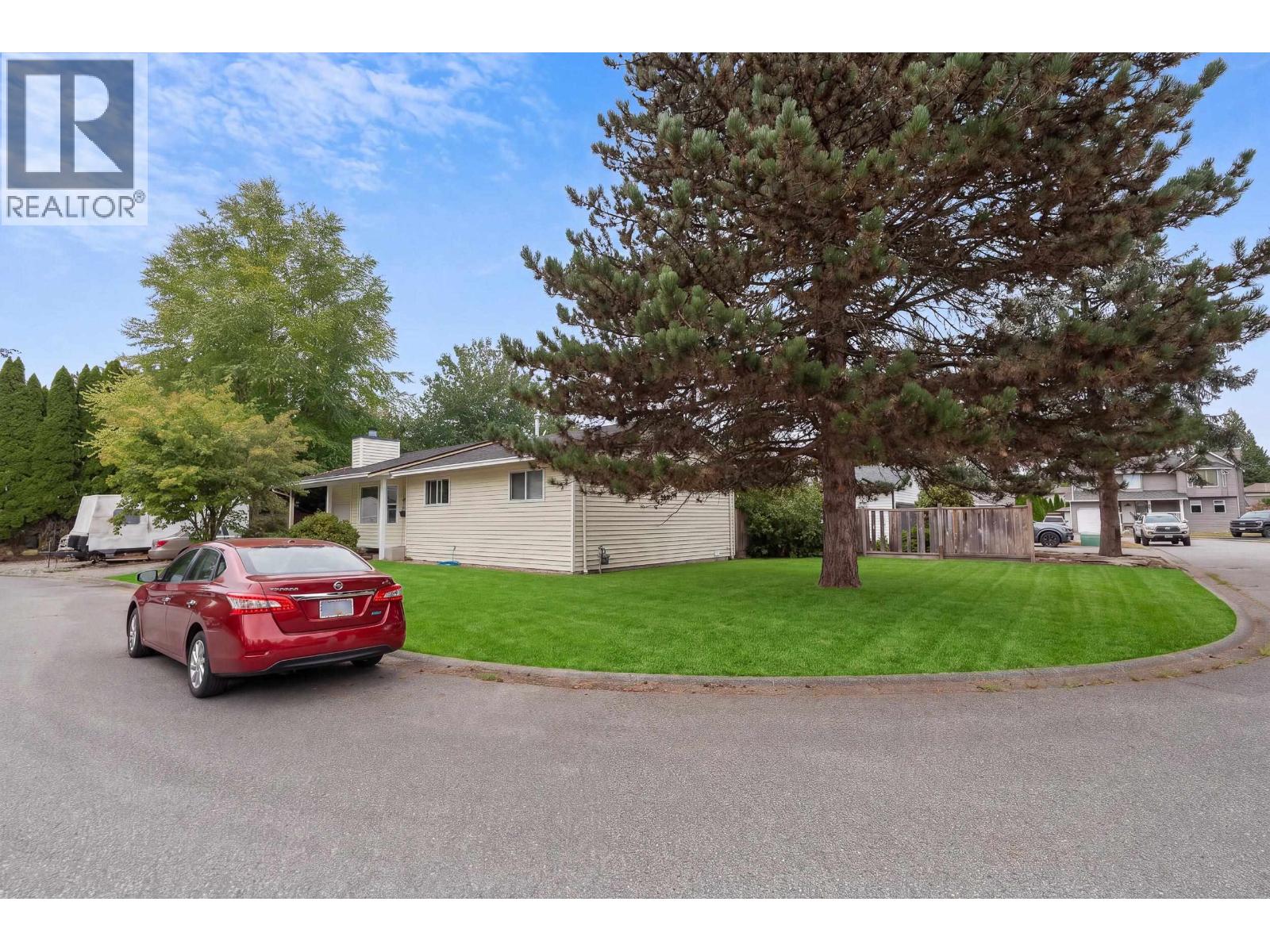 22760 Balabanian Circle Property Photo 1