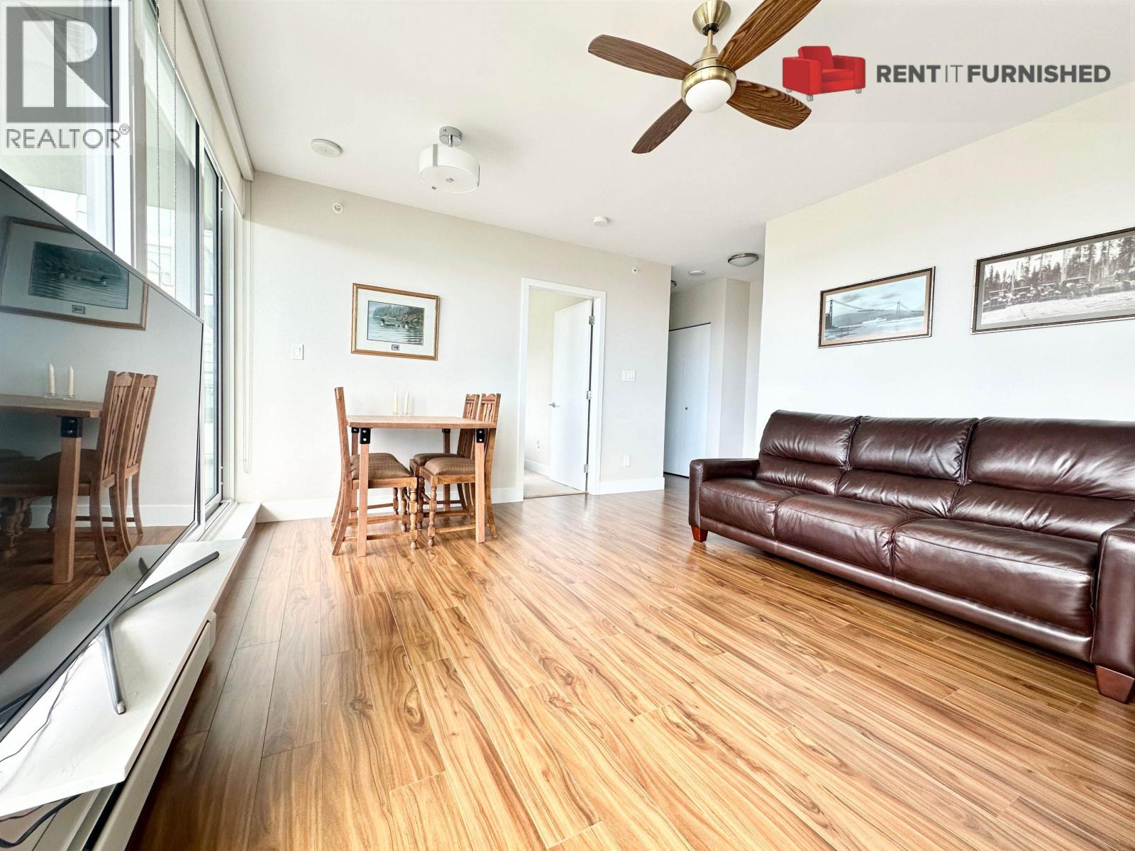 1409 159 W 2nd Avenue Property Photo 1