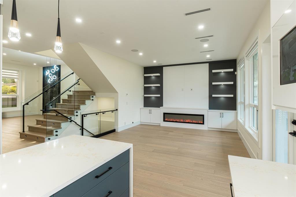 9524 118 Street Property Photo 2
