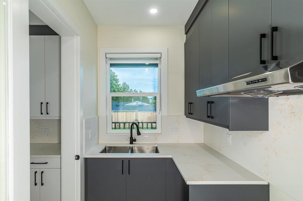 9524 118 Street Property Photo 13