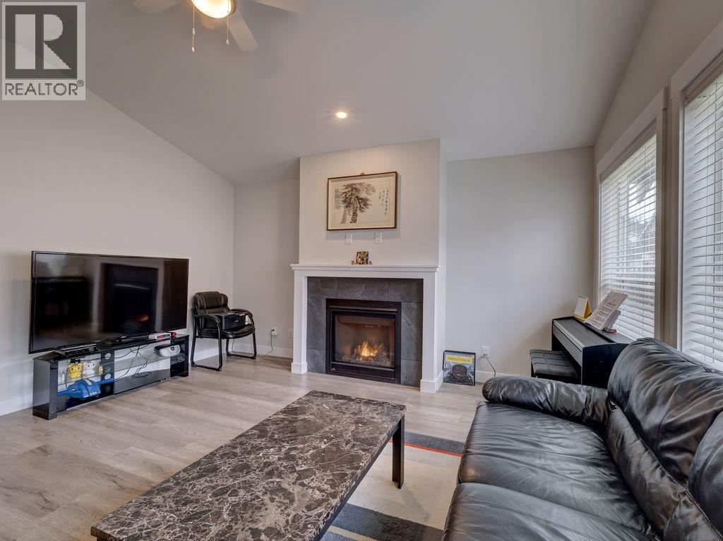 1028 Celia Crescent Property Photo 14