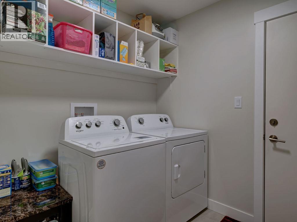 1028 Celia Crescent Property Photo 22