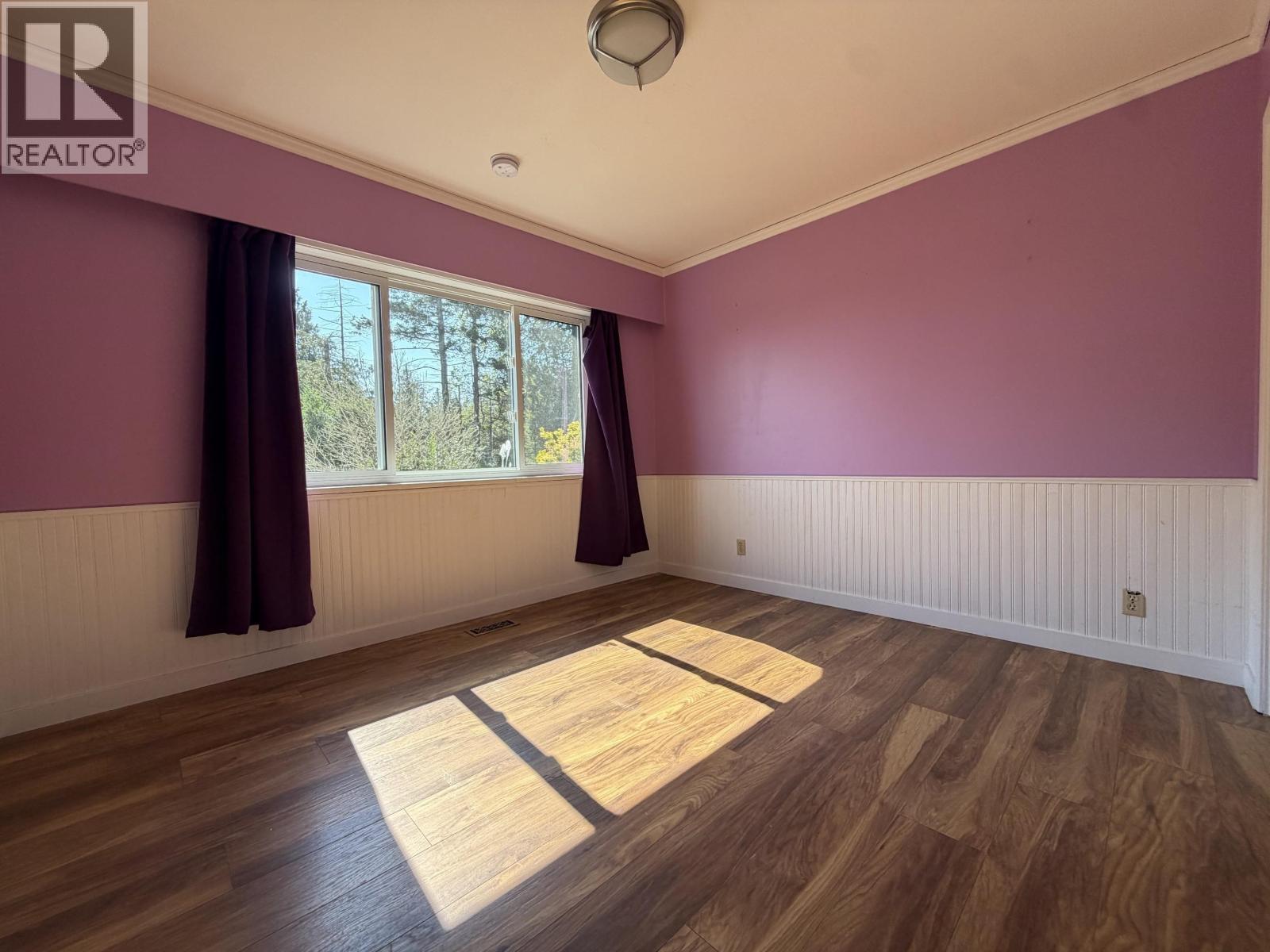 1009 Walalee Drive Property Photo 11