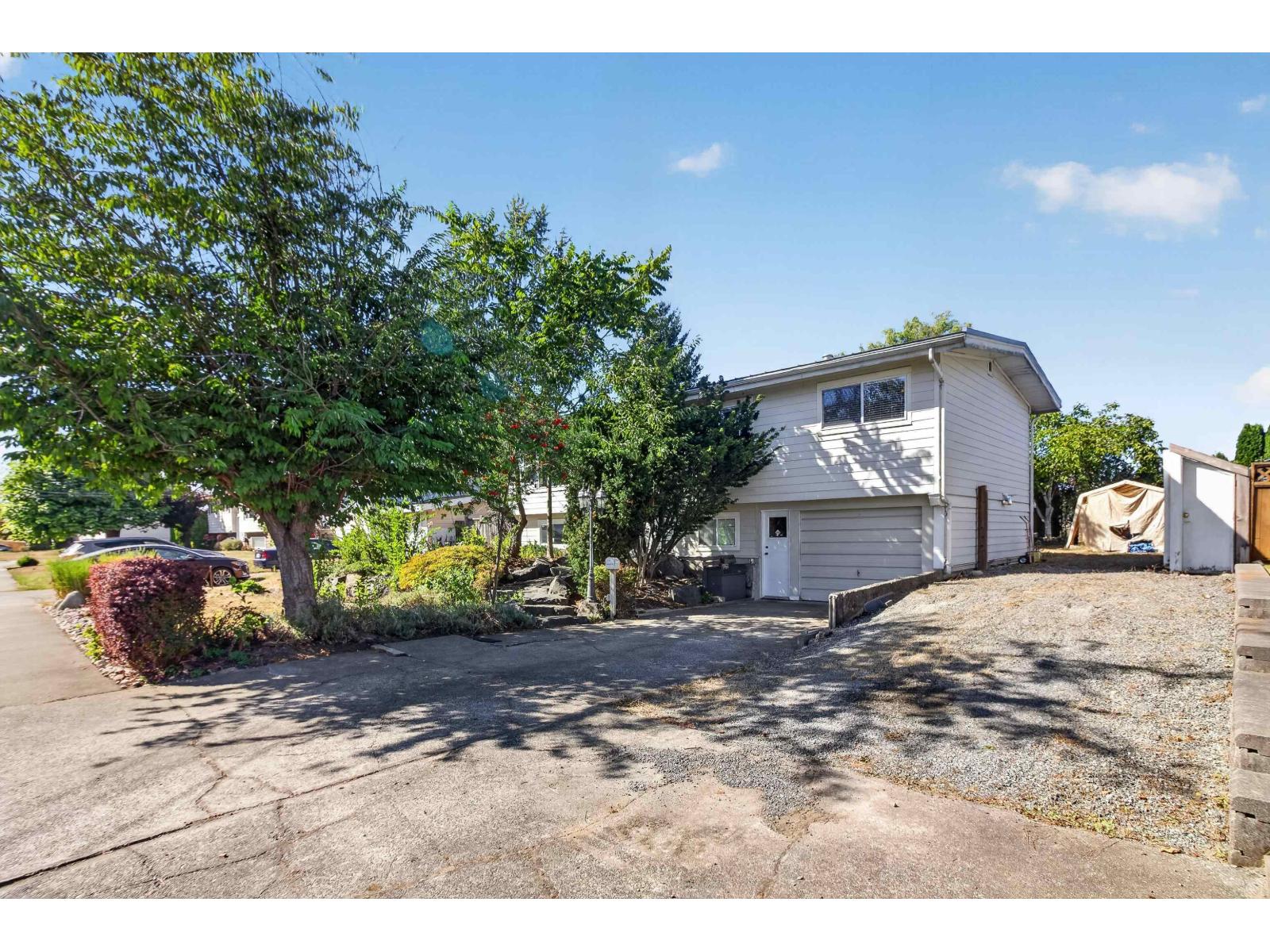 32539 Pandora Avenue Property Photo 2