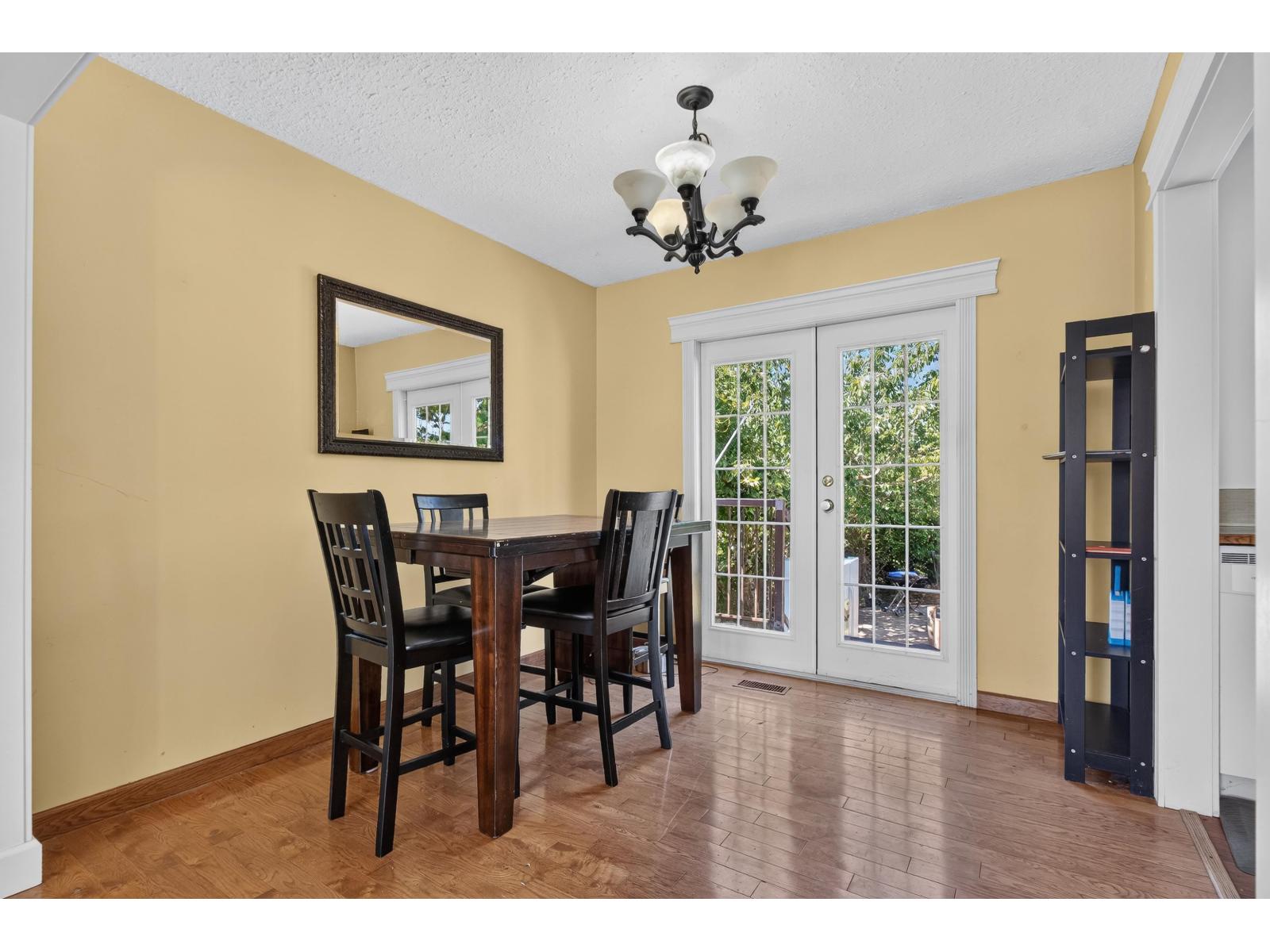 32539 Pandora Avenue Property Photo 5