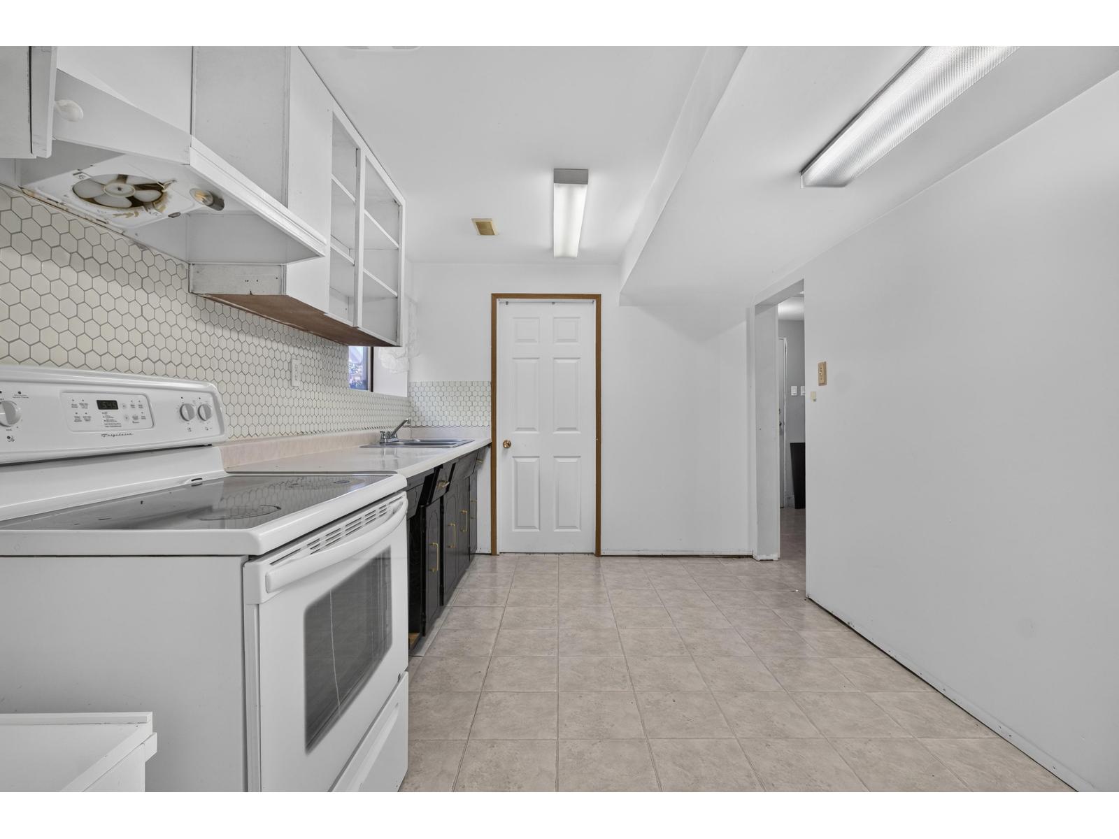 32539 Pandora Avenue Property Photo 11