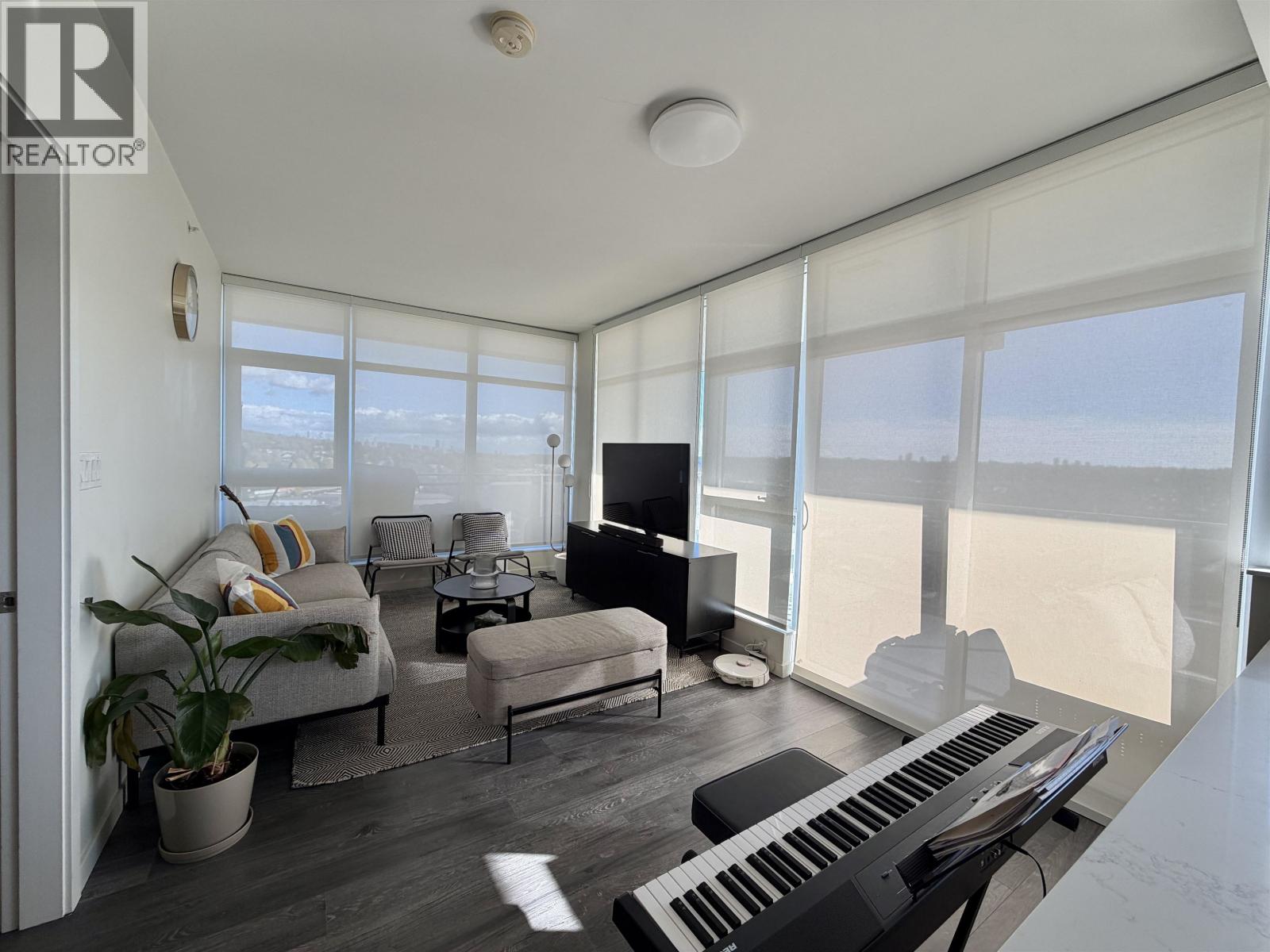 2105 5333 Goring Street Property Photo 13
