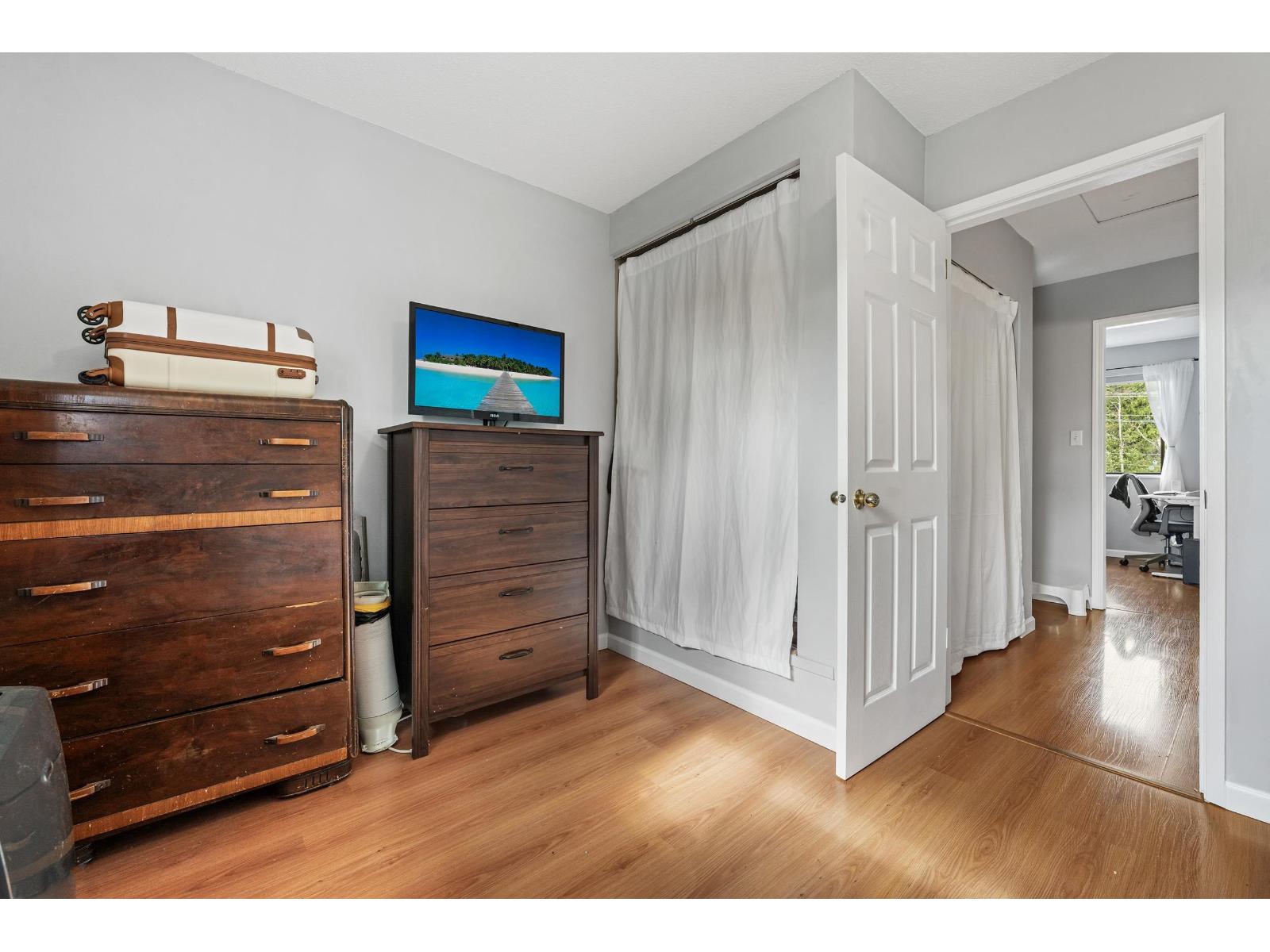 11 5351 200 Street Property Photo 14