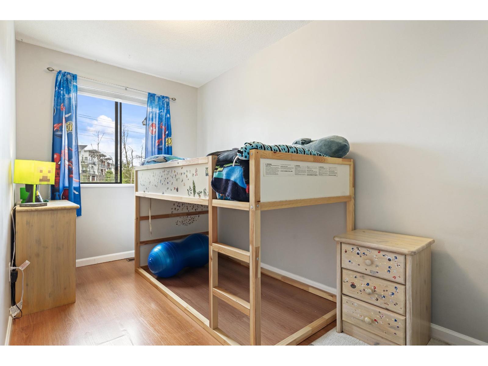 11 5351 200 Street Property Photo 16