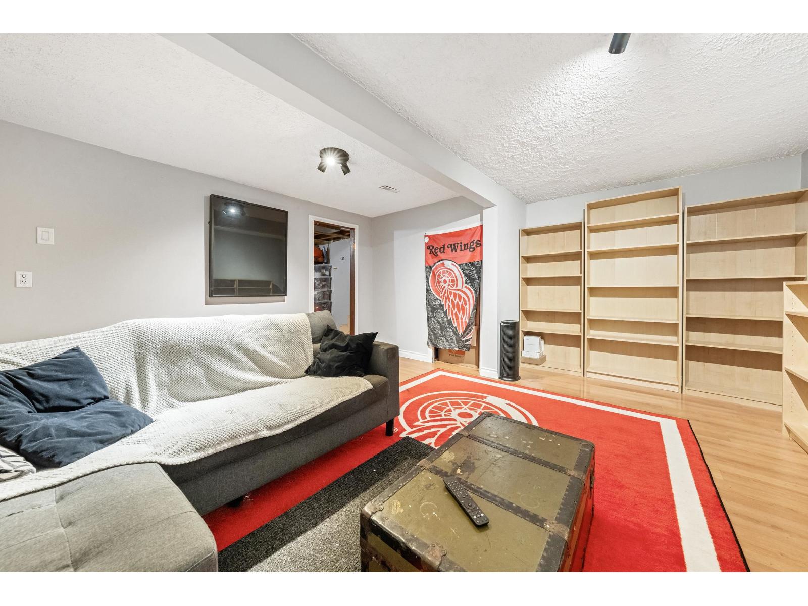 11 5351 200 Street Property Photo 27
