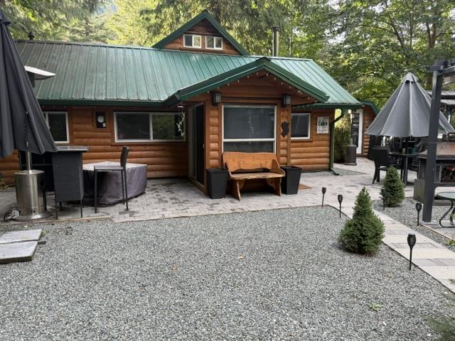 65443 Emory Creek Road #b9 Property Photo 1
