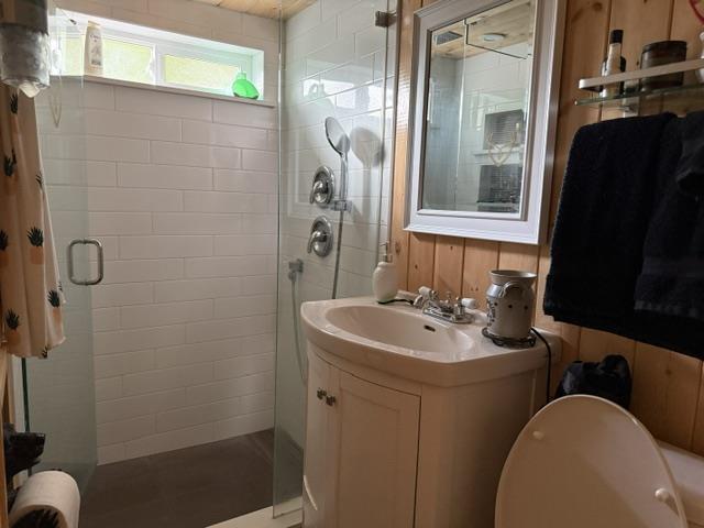 65443 Emory Creek Road #b9 Property Photo 7