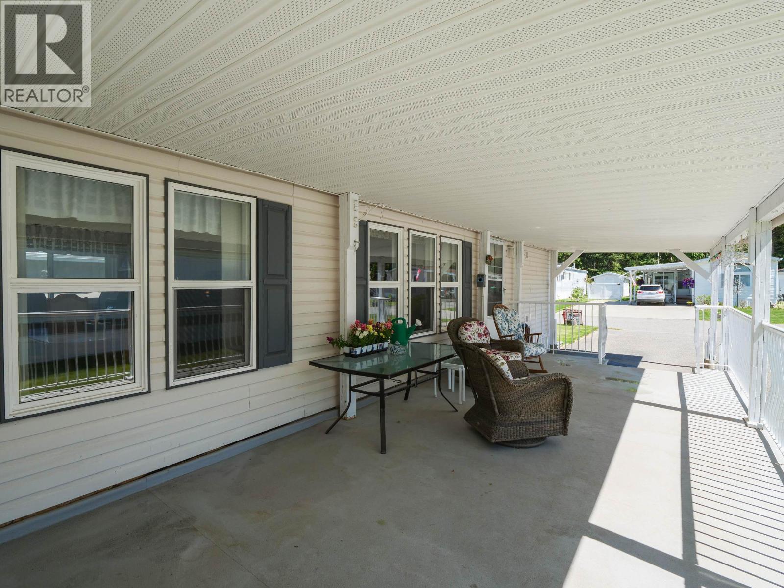 25 2682 Richardson Road Property Photo 9