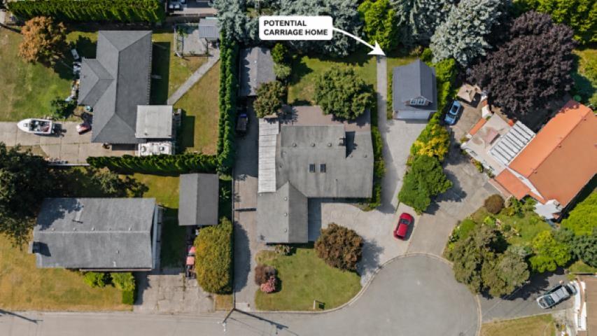 1752 Cedar Place Property Photo 1