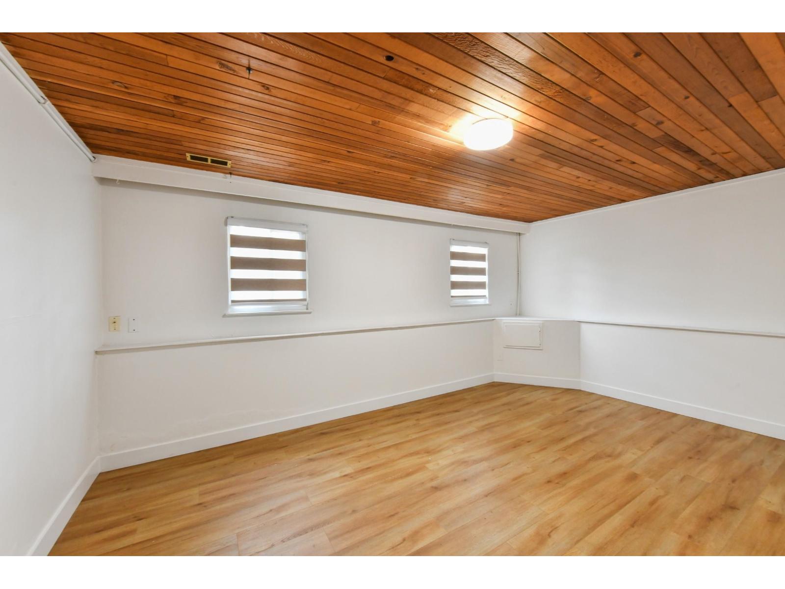 17424 64 Avenue Property Photo 21