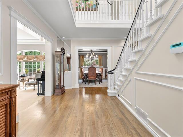 14096 28a Avenue Property Photo 3