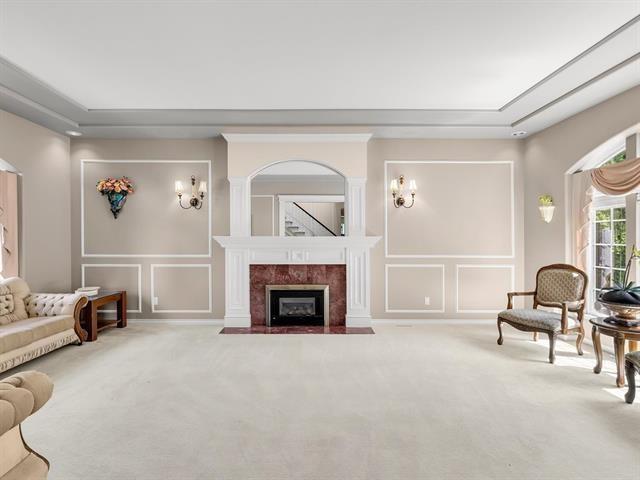 14096 28a Avenue Property Photo 5