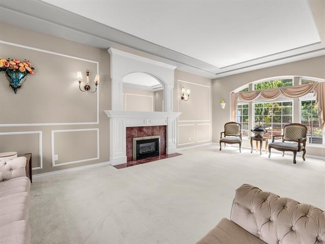 14096 28a Avenue Property Photo 6