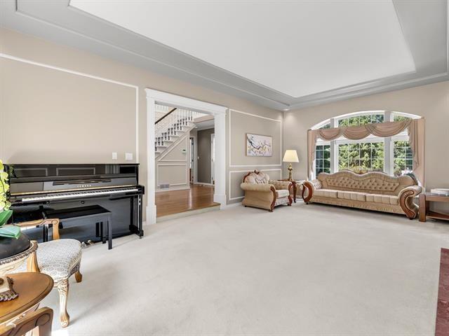 14096 28a Avenue Property Photo 8