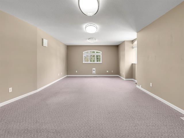 14096 28a Avenue Property Photo 24