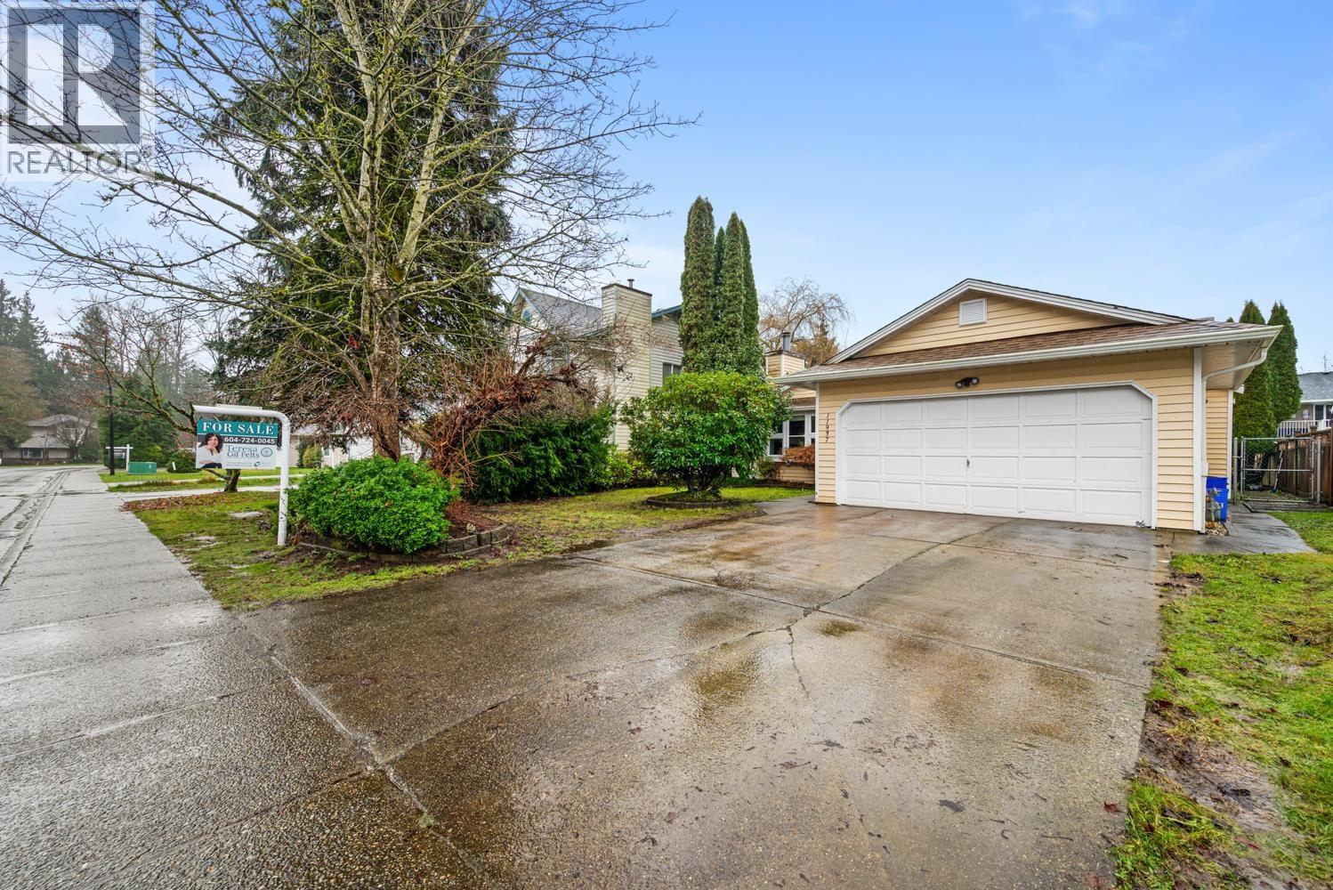 11937 237a Street Property Photo 8