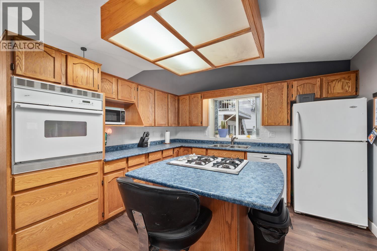 11937 237a Street Property Photo 14