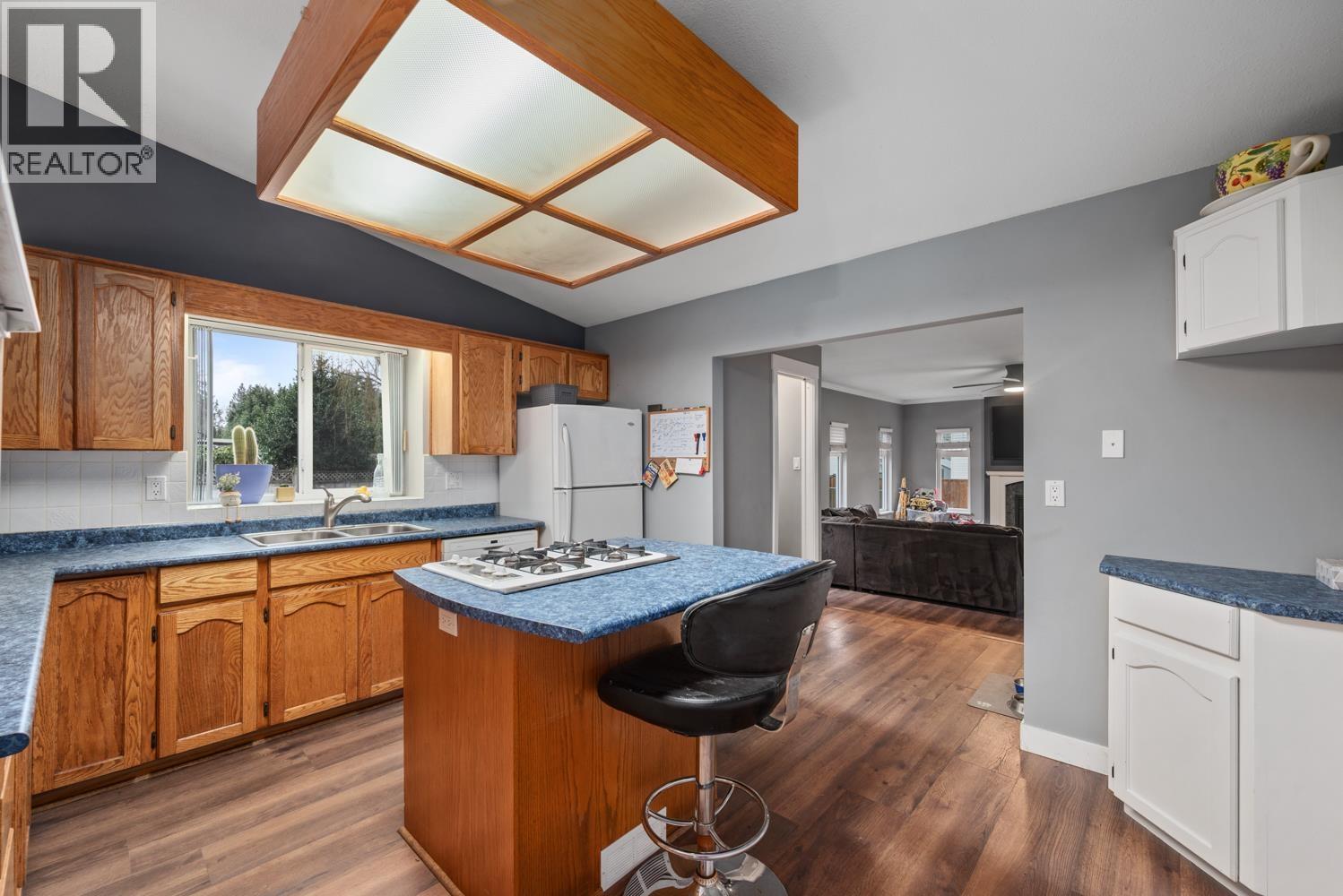 11937 237a Street Property Photo 15