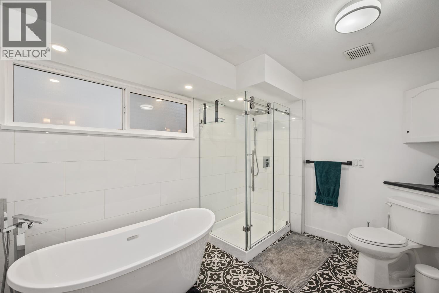 11937 237a Street Property Photo 28