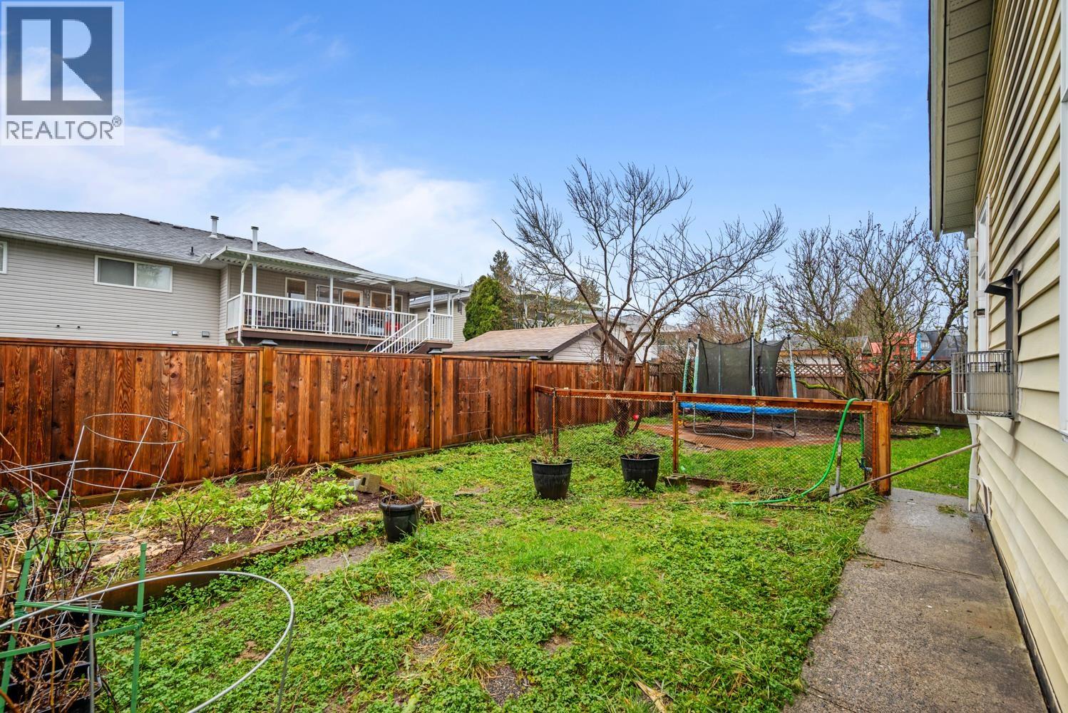11937 237a Street Property Photo 33