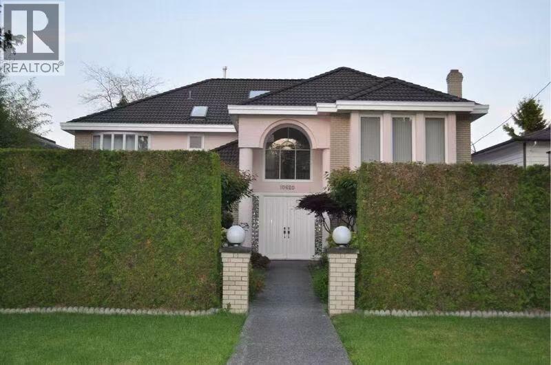 10000 RAILWAY AVENUE