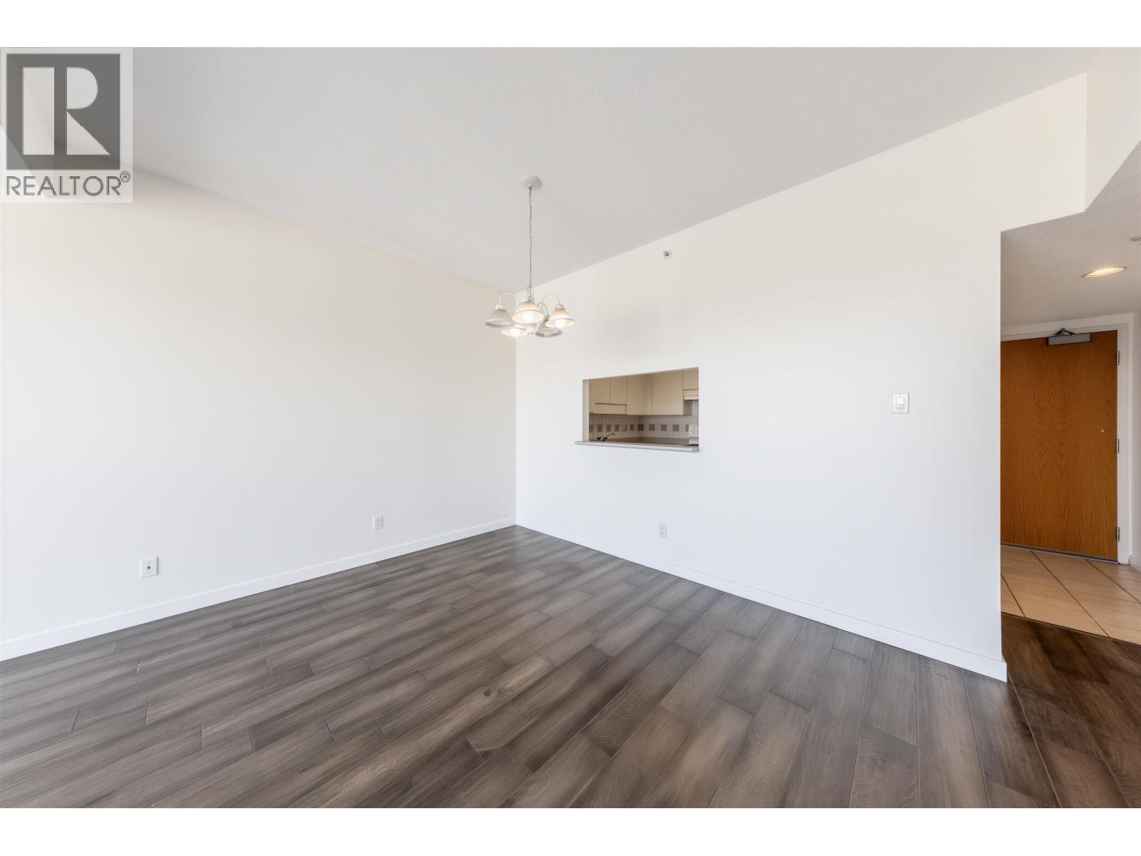 1505 8248 Lansdowne Road Property Photo 14