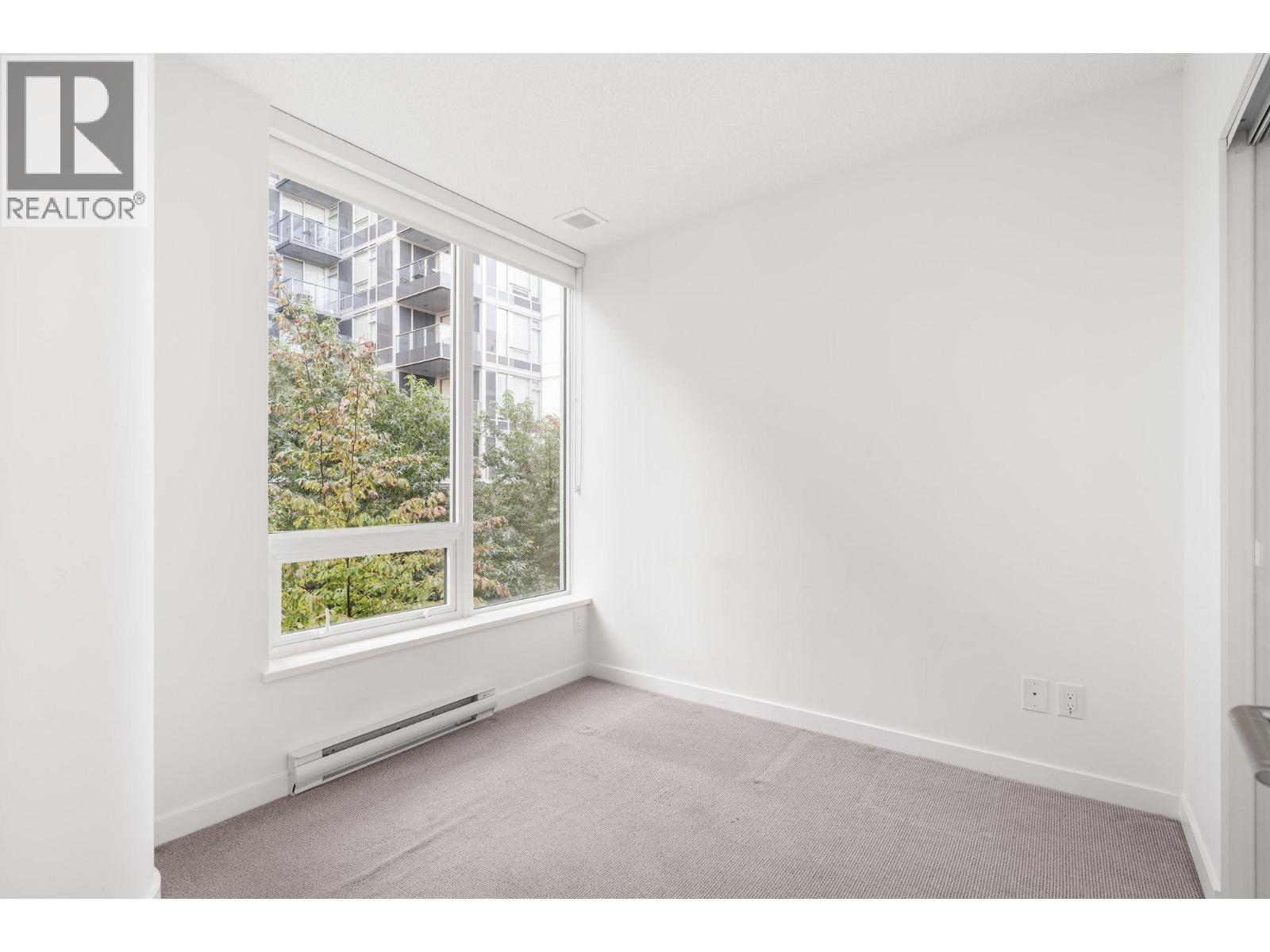 621 5598 Ormidale Street Property Photo 13