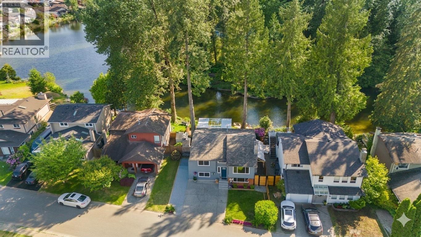 1231 River Drive Property Photo 1