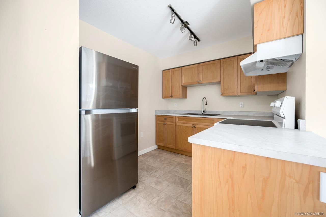 103 14881 Marine Drive Drive Property Photo 12