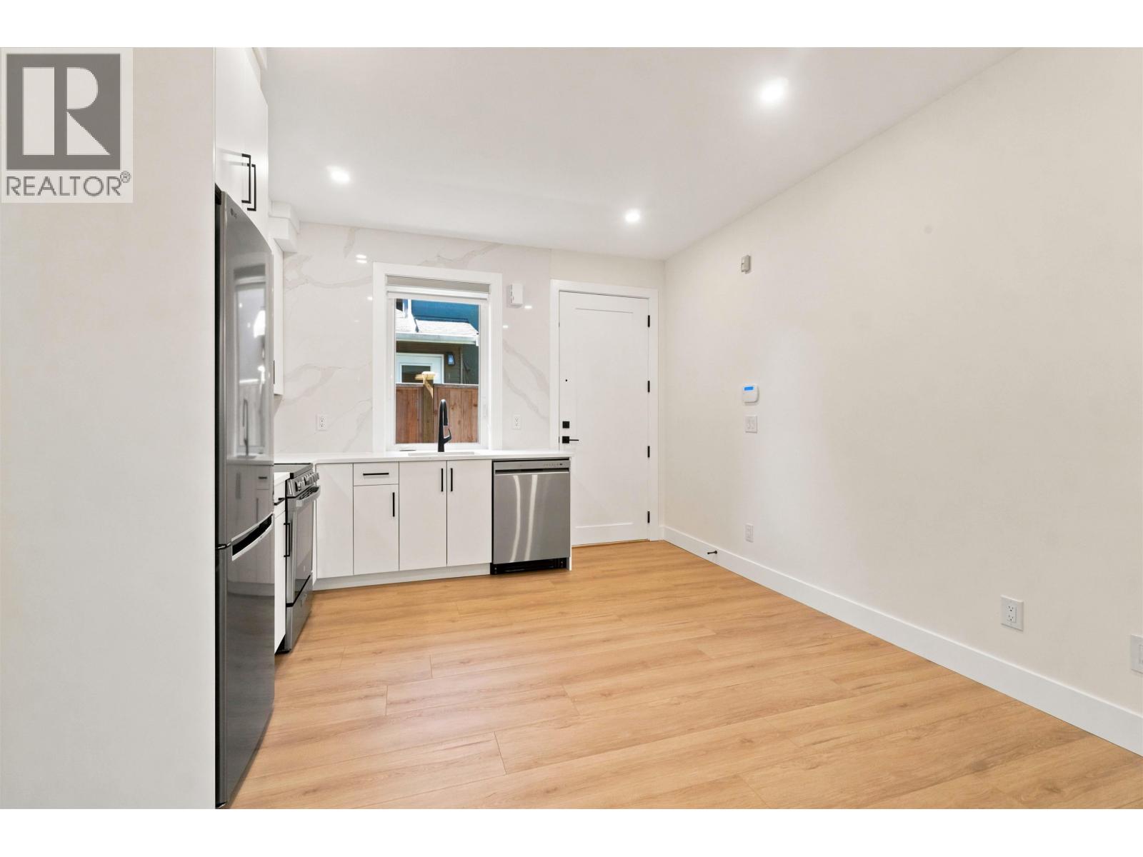 1 3871 Springfield Drive Property Photo 24